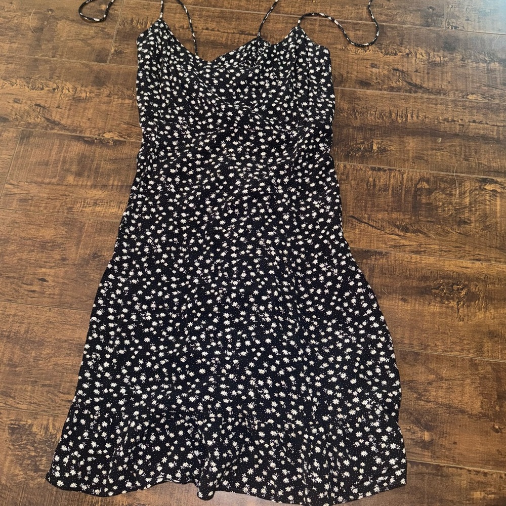 Oak and fort flower dress
